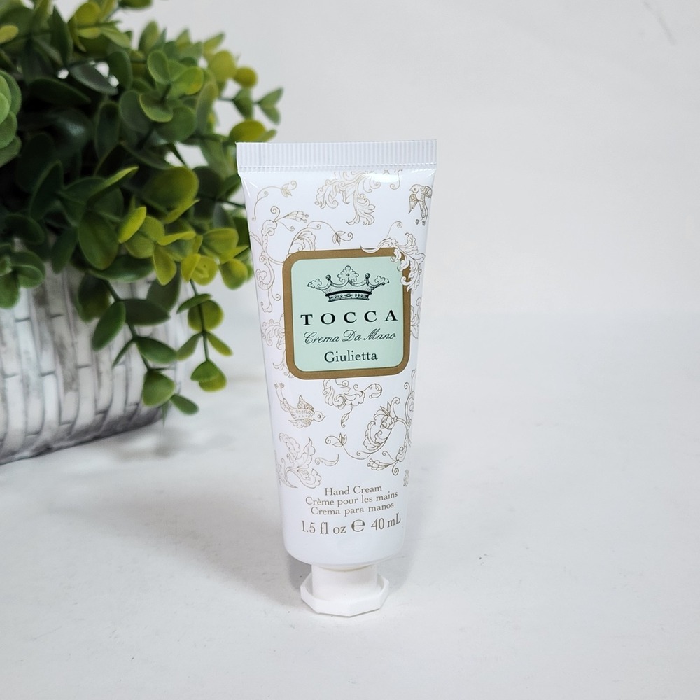 Tocca Giulietta Hand Cream 1.5 fl oz/40ml Green Apple Pink Tulips Vanilla Orchid